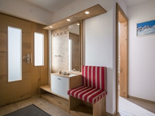 Chalet_Strobl_Amberg_28_Walchsee_Garderobe