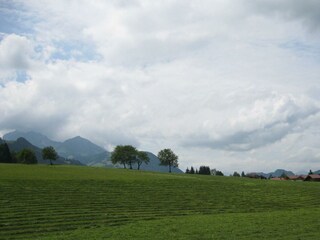 Bauernhof Oberhochstätt ein Gewitter ist im Anzug