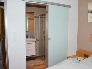 Dusche Wohnung 2