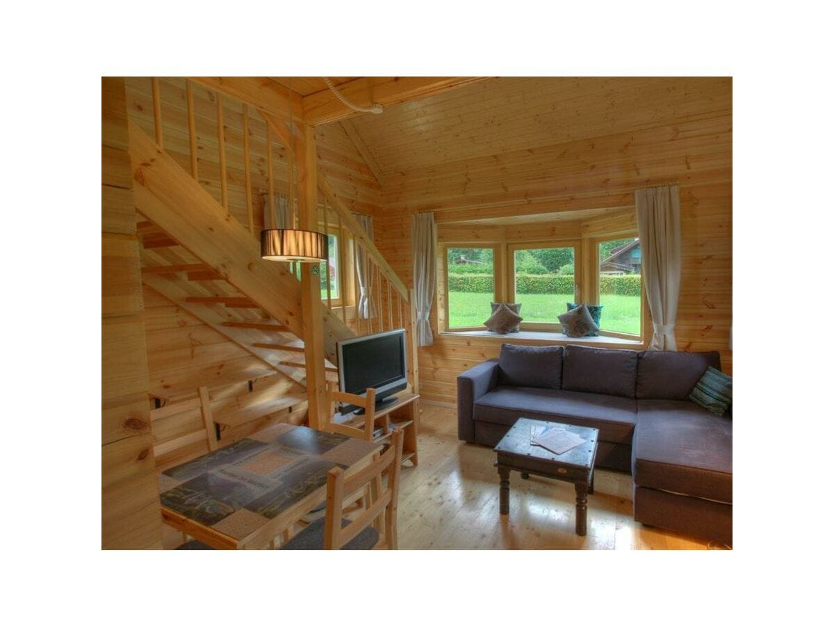 Chalet Esstisch und Couch