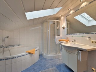 Haus Gasser - Appartement Tirol - Badezimmer