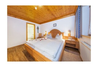 Schlafzimmer We1