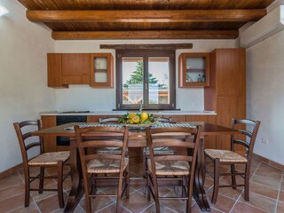 Villa Flavia - Kitchen with dining table (dependance)