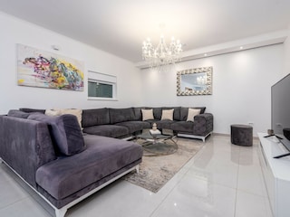 Villa Vrsi Features 31