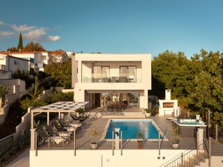 Villa Maslenica Outdoor Recording 17