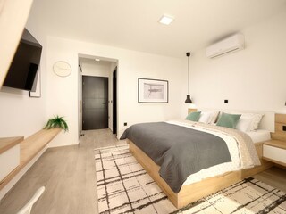 Villa Maslenica Features 97