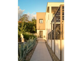 Villa Maslenica Outdoor Recording 32