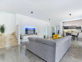 Villa Vinjerac Features 62