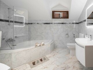 Villa Sveti Filip i Jakov Caratteristiche 96