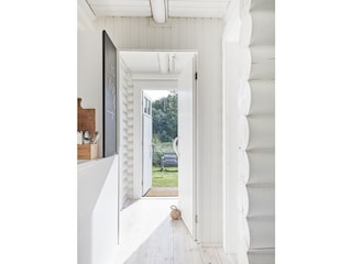 Blick vom Flur in den Garten