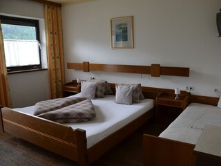 Schlafzimmer Wohnung 1