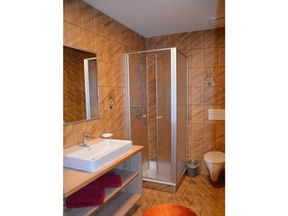 Badezimmer 2 Wohnung 2