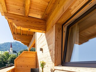 Balkon mit freien Blick auf die Alpen