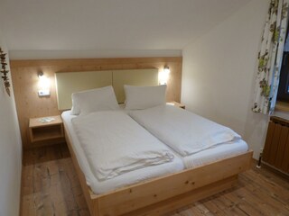Schlafzimmer 3