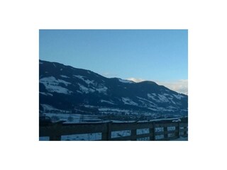 Blick ins Tal im Winter