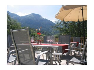 Gemütlich auf der Terrasse vom Landhaus Seebacher