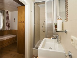 FeWo AS Dusche Kinderzimmer