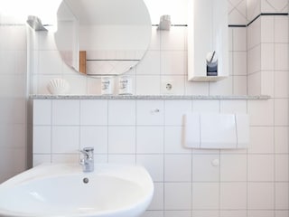 Dusche/WC, Muschelsucher 2