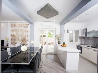 Villa Dugi Rat Caratteristiche 8