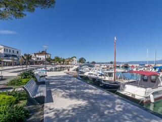 Appartamento per vacanze Njivice Ambiente 29