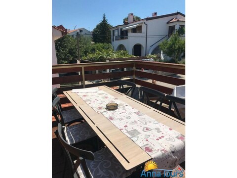 Appartamento per vacanze Sunnyside Njivice