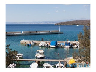 Appartamento per vacanze Njivice Ambiente 23