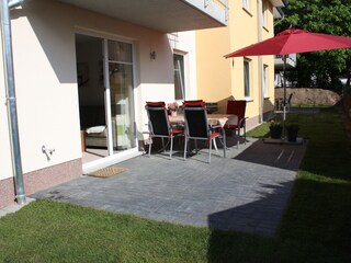 Terasse mit eigenen Garten