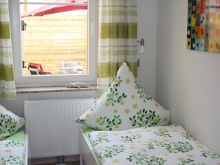 Schlafzimmer mit 2 Einzelbetten