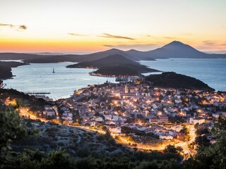 Mali Lošinj bei Nacht