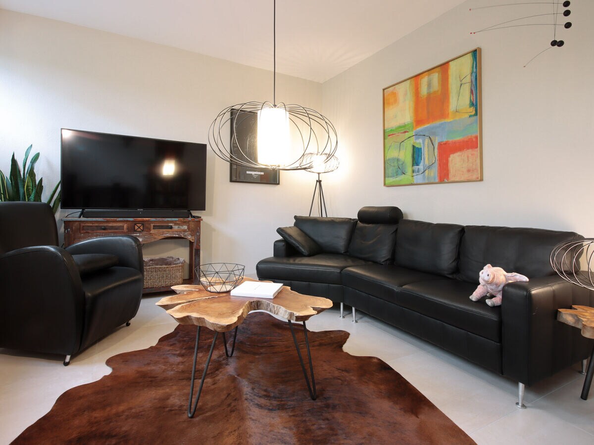 Ferienwohnung Louise Saarbrucken Firma Koch Brossette Gbr Herr Jorg Brossette