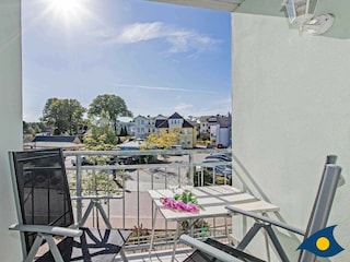 Balkon mit Sitzmöglichkeiten