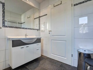 Badzimmer mit Dusche