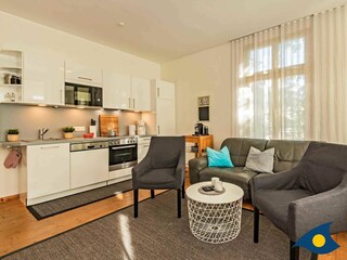 Wohnzimmer mit Küchenzeile
