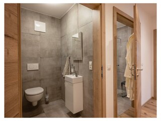 Söll_APARTdeluxe_Gartensuite_seperates_WC_WilderKa