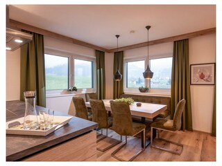 Söll_APARTdeluxe_Penthouse_Essbereich_WilderKaiser