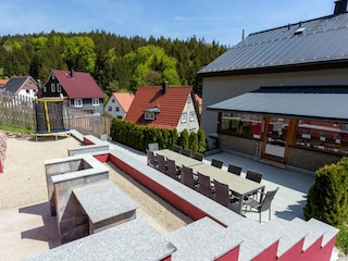 Grillplatz und Spielecke