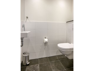 Badezimmer im Erdgeschoss