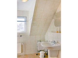 Duschbad im Obergeschoss