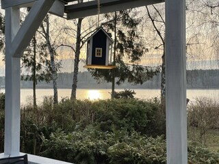 Blick von der Terrasse auf den See