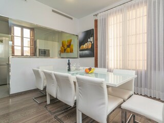 Villa Llubi Caratteristiche 28