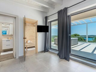 Villa Pomer Caratteristiche 12