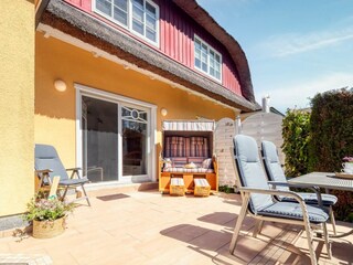 Terrasse mit Strandkorb