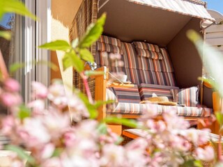 Strandkorb auf der Terrasse