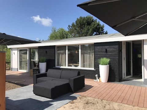 Bungalow Wellness Villa 99