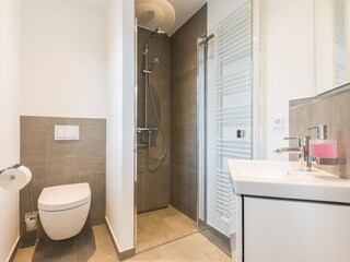 Badezimmer Erdgeschoß