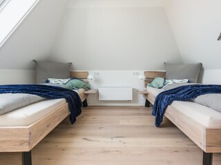 Schlafzimmer 3