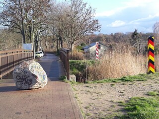 Rad- und Fussweg an der Grenze