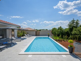 Villa Labin Registrazione all'aperto 5