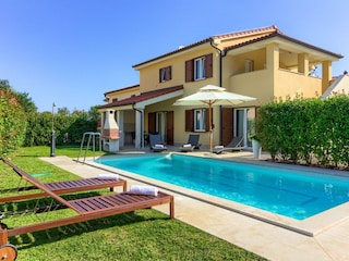 Villa komplex Banjole-Aurora,200m Strand_wiibuk.com