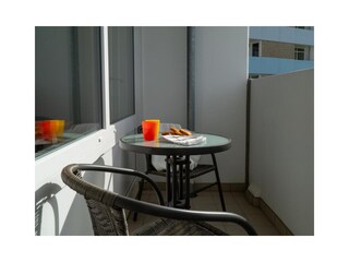 sonniger Balkon ...